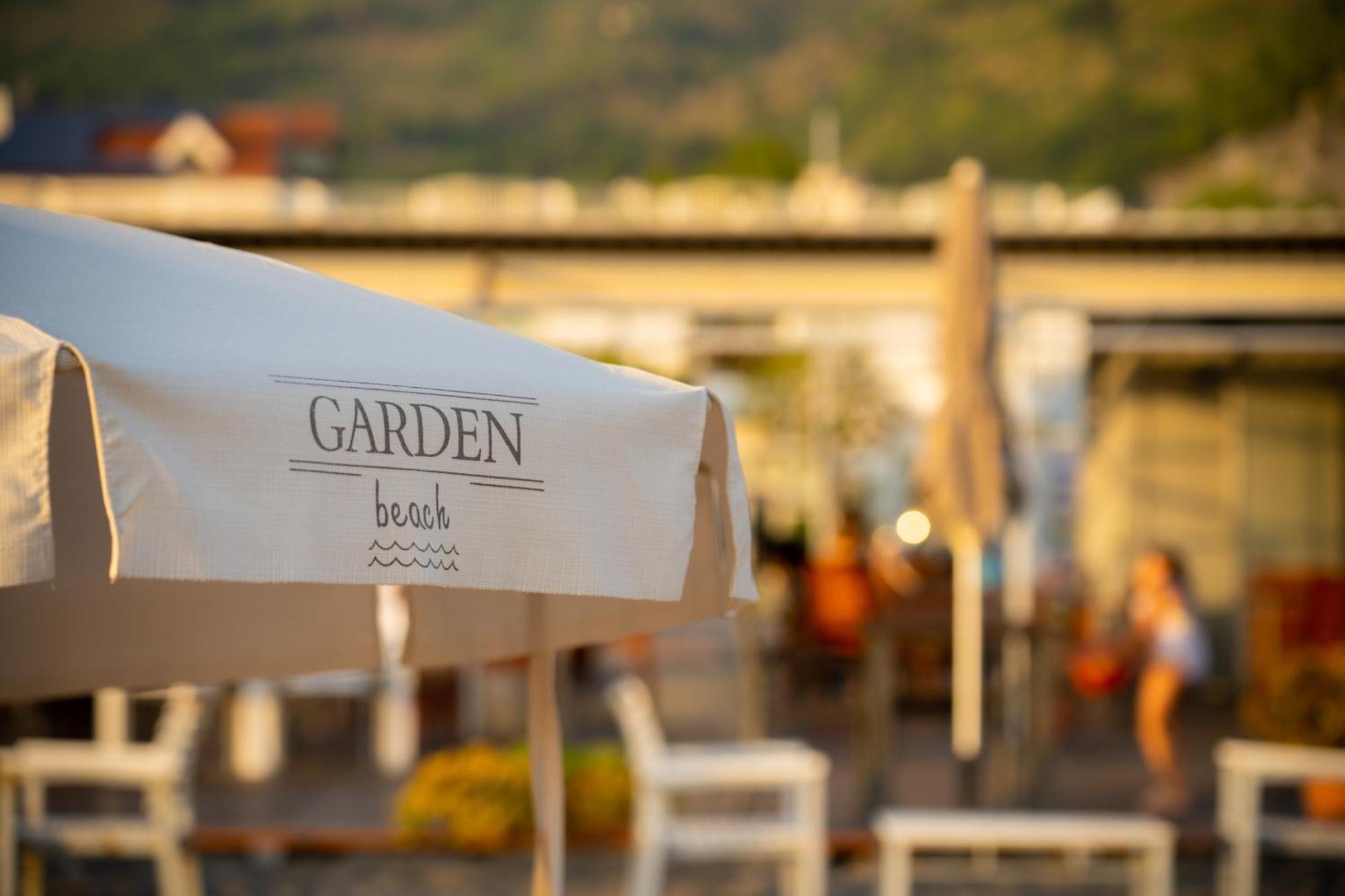 Hotel Garden Прая а Маре Екстериор снимка
